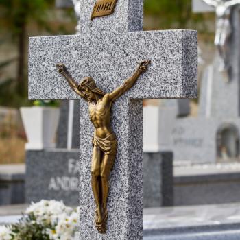 Гранитные кресты - Ритуальные услуги